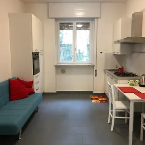  Apartment Senza Pensieri Piazza Marconi